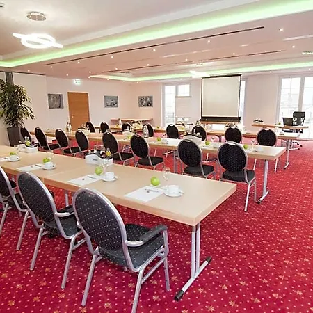 Hotel Edelfinger Hof 4*