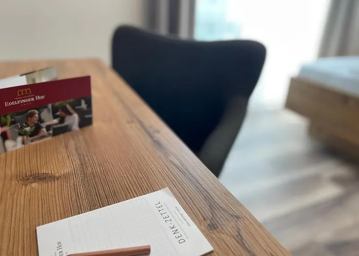 Отель Edelfinger Hof 4*