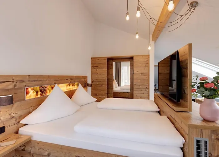 Отель Edelfinger Hof