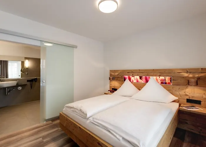 Edelfinger Hof Отель Бад-Мергентхайм